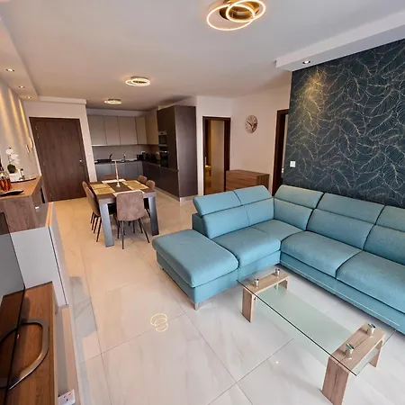 Sunflower, Designer Two-bedroom